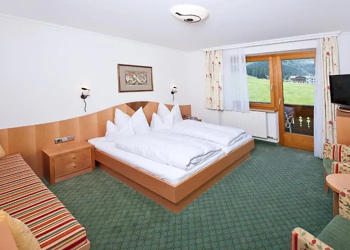 - Fortuna Pensjonat Lech am Arlberg