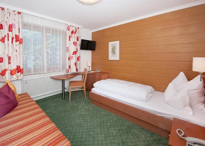 - Fortuna Pensjonat 3*